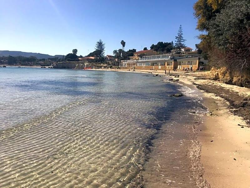 White Bay image