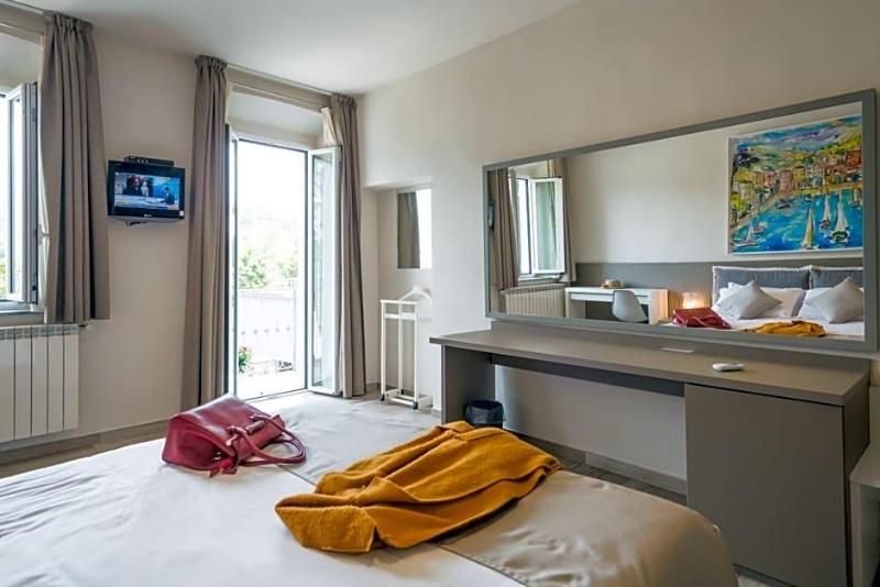 Hotel Baia Di Parv© image