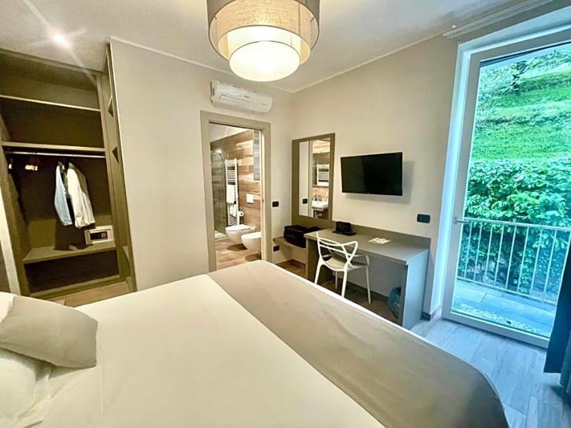 Hotel Baia Di Parv© image