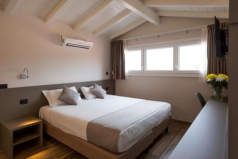 Hotel Baia Di Parv© image
