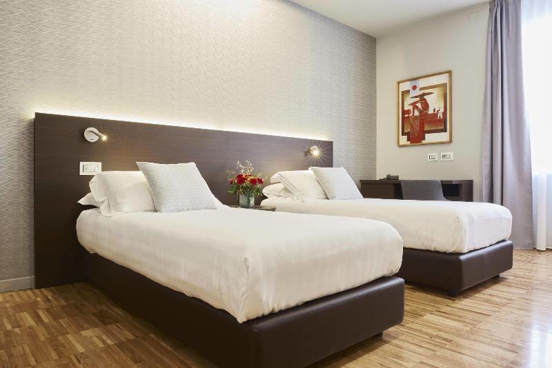 Hotel Michelangelo image