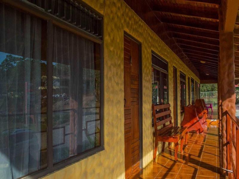 El Nido Lodge image