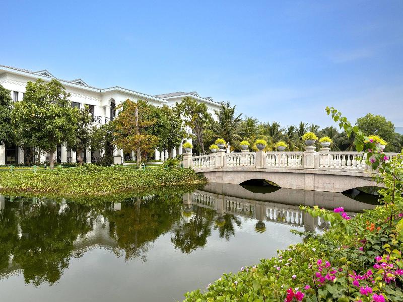 Melia Vinpearl Cam Ranh Beach image
