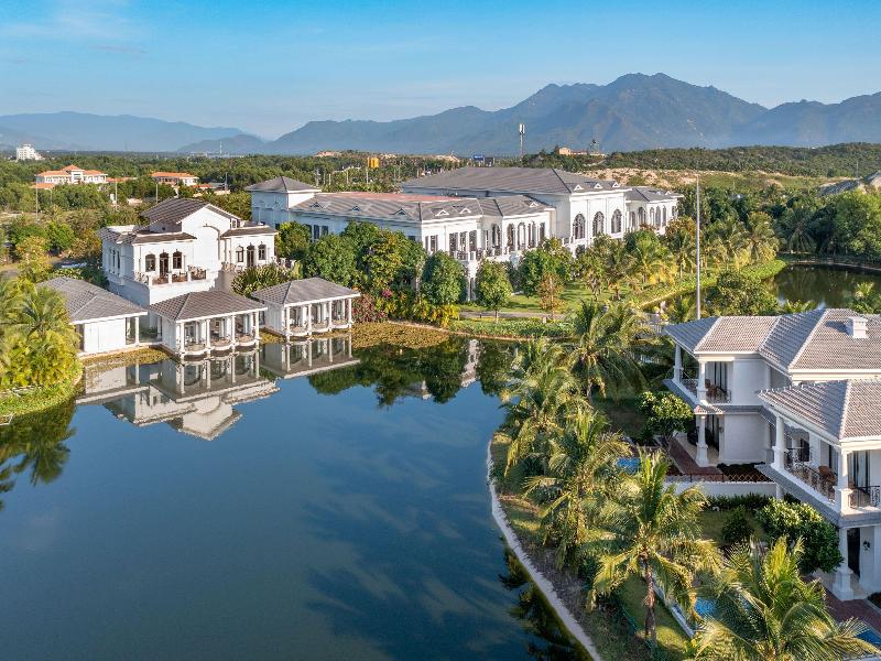 Melia Vinpearl Cam Ranh Beach image