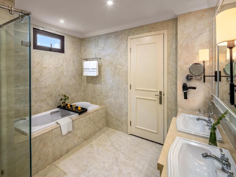 Melia Vinpearl Cam Ranh Beach image