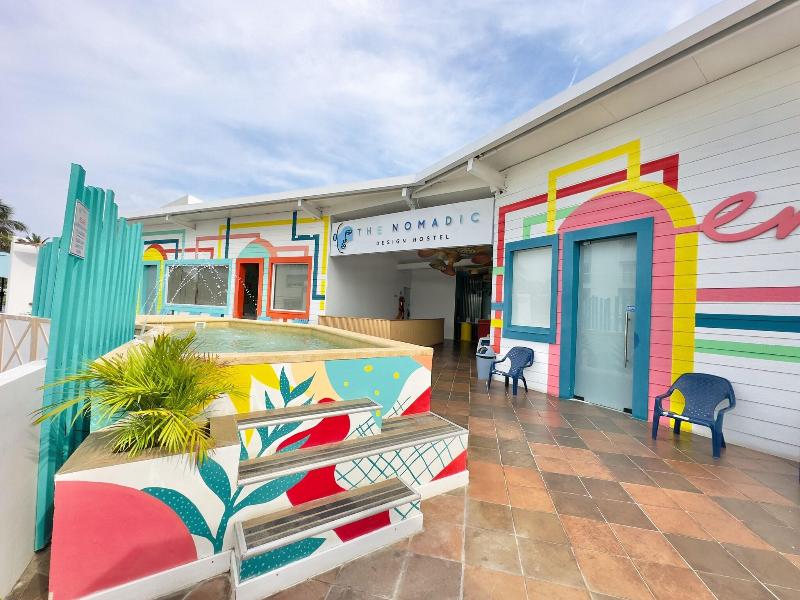 Hotel Nomadic Design image