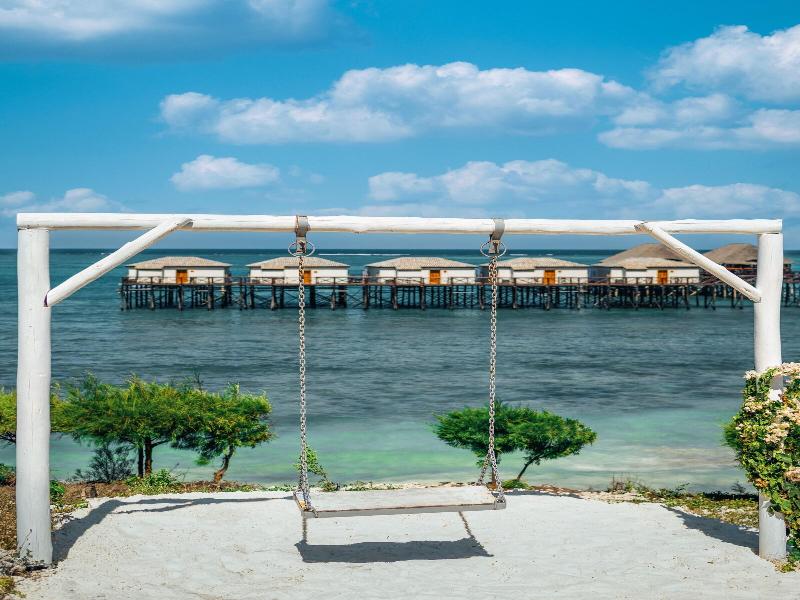 Le Mersenne Zanzibar, Autograph Collection image