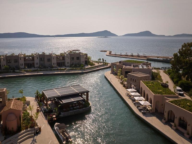 W Costa Navarino- Adults Only image
