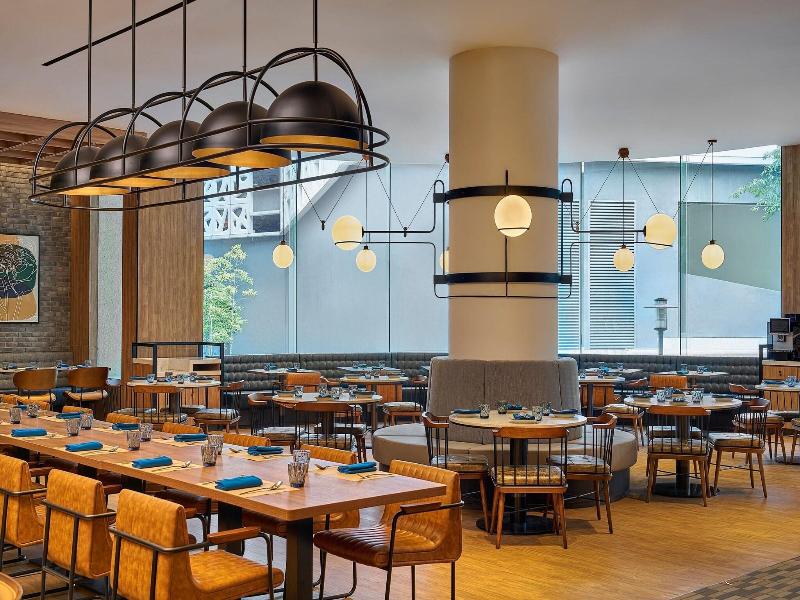 Four Points By Sheraton Kuala Lumpur, City Centre image