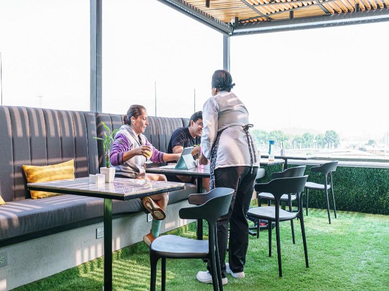 4 Sur Hotel image