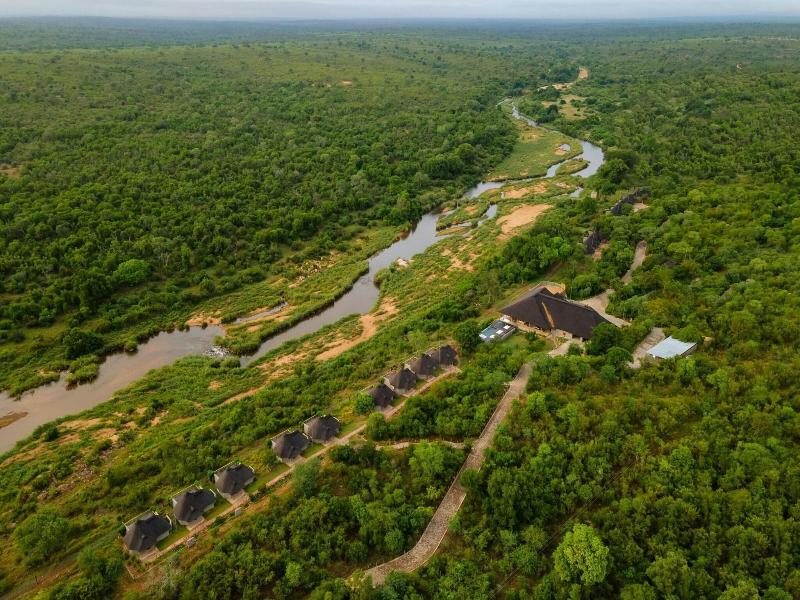 Leopard Sands, Kruger Park image