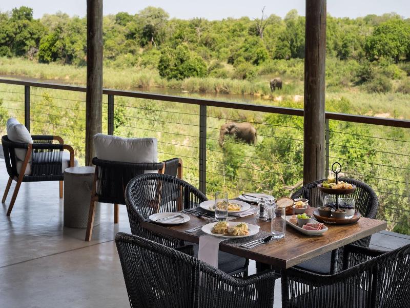 Leopard Sands, Kruger Park image