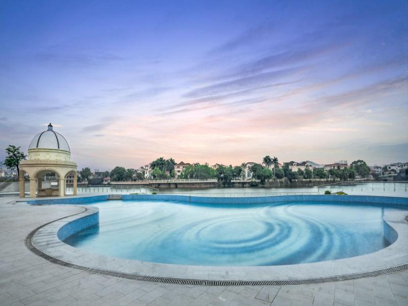 Four Points By Sheraton Yangjiang City Center image