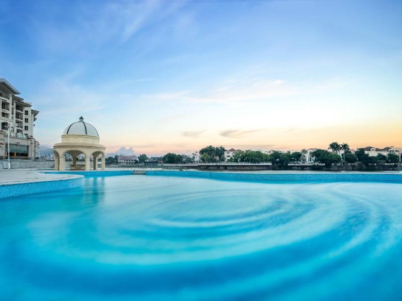 Four Points By Sheraton Yangjiang City Center image
