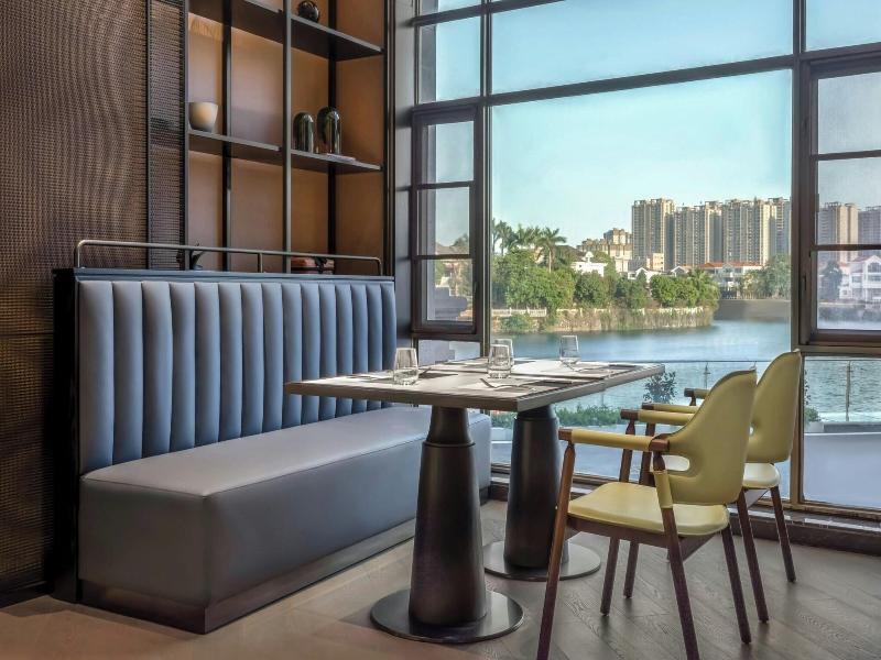 Four Points By Sheraton Yangjiang City Center image