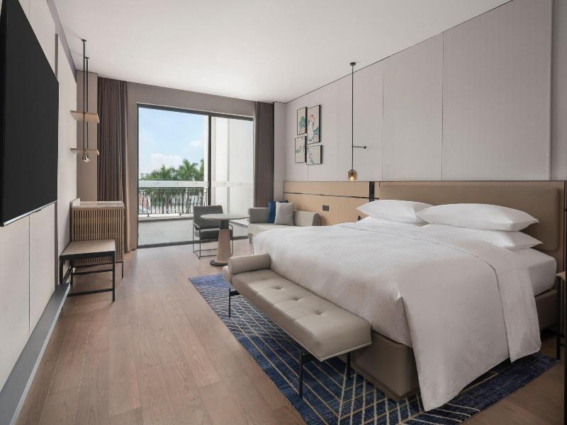 Four Points By Sheraton Yangjiang City Center image