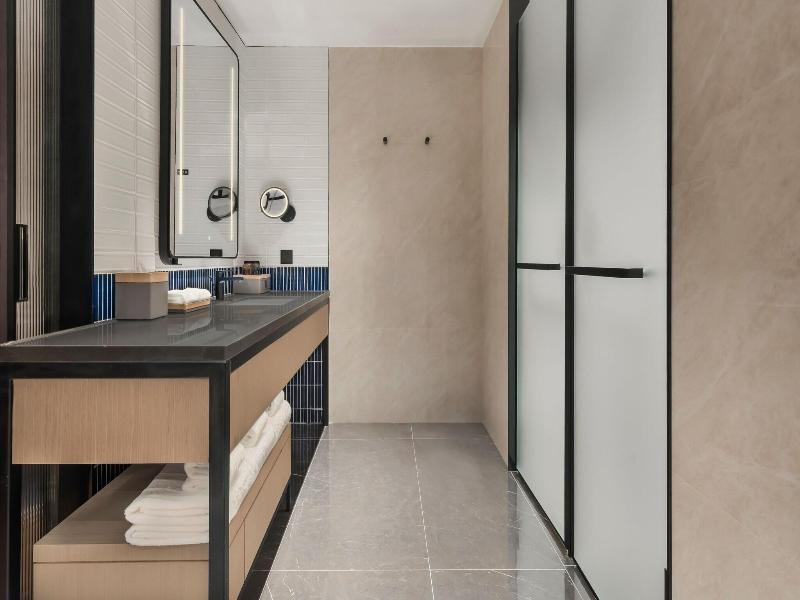Four Points By Sheraton Yangjiang City Center image