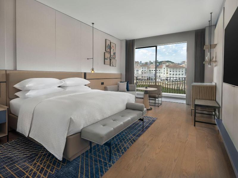 Four Points By Sheraton Yangjiang City Center image