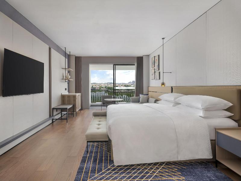 Four Points By Sheraton Yangjiang City Center image