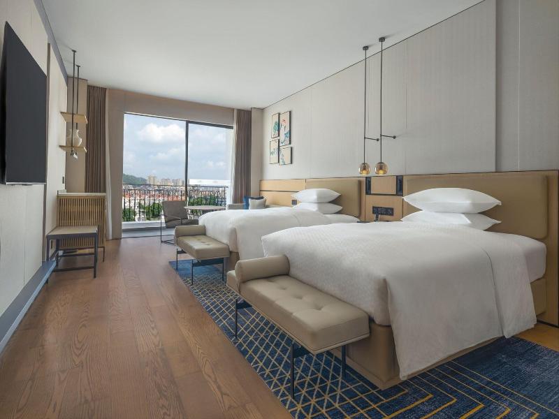 Four Points By Sheraton Yangjiang City Center image