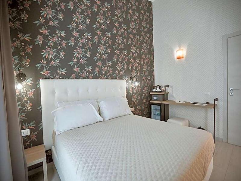 Castrichella Boutique Hotel Rome Airport image