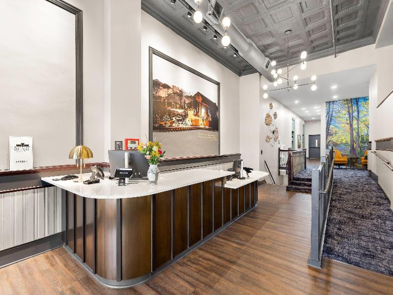 Tygart Hotel Ascend Hotel Collection image