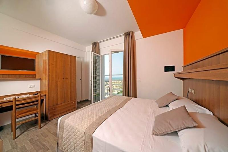 Hotel Strand A Frontemare image