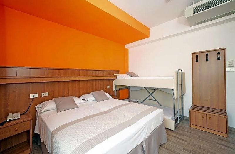 Hotel Strand A Frontemare image