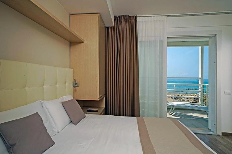 Hotel Strand A Frontemare image