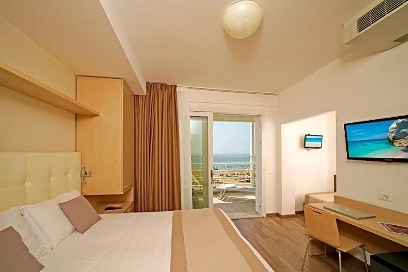 Hotel Strand A Frontemare image