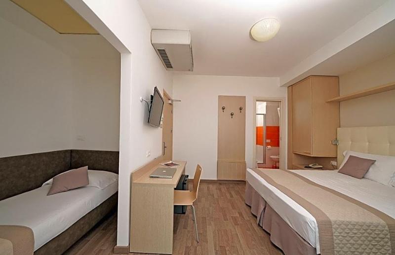 Hotel Strand A Frontemare image