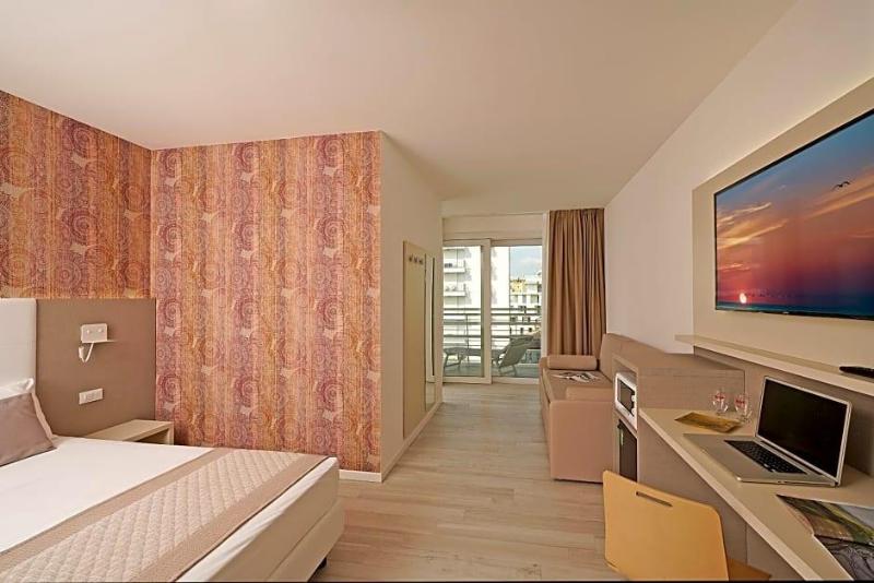 Hotel Strand A Frontemare image