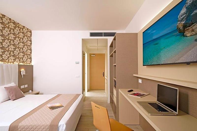 Hotel Strand A Frontemare image