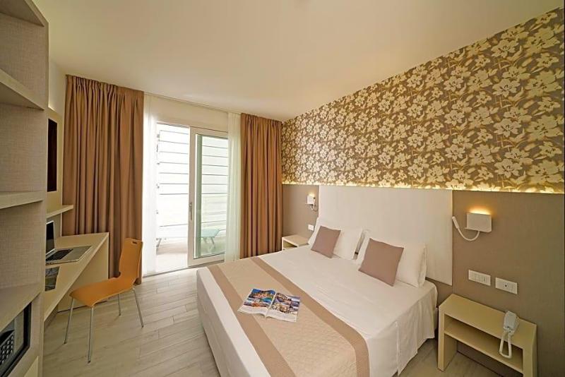 Hotel Strand A Frontemare image