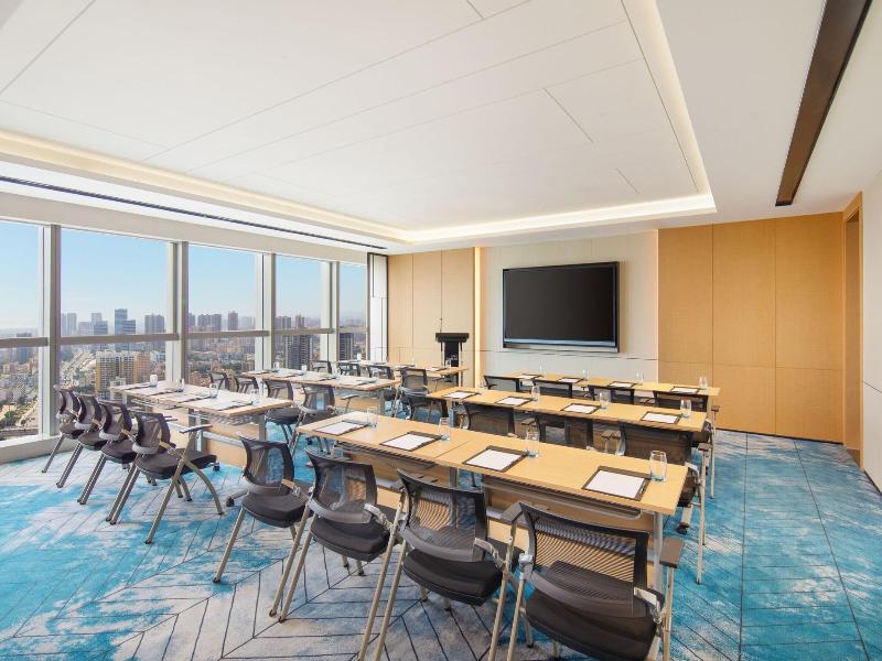 Fairfield By Marriott Shenzhen Bao'an image