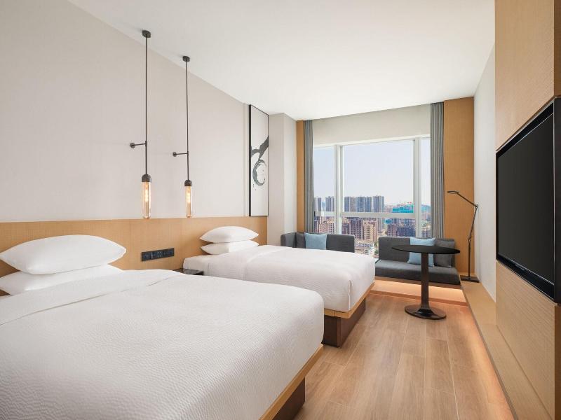 Fairfield By Marriott Shenzhen Bao'an image