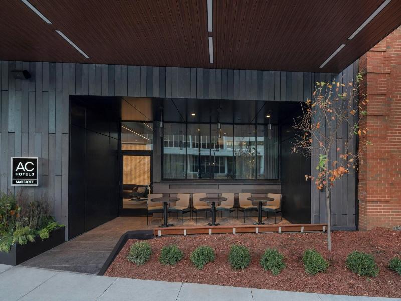 Ac Hotel By Marriott St. Louis Clayton image