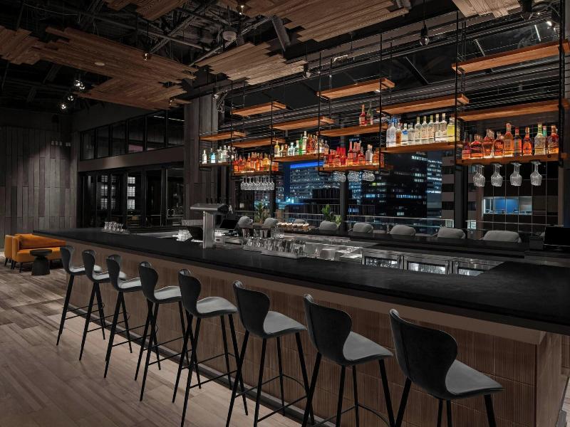 Ac Hotel By Marriott St. Louis Clayton image
