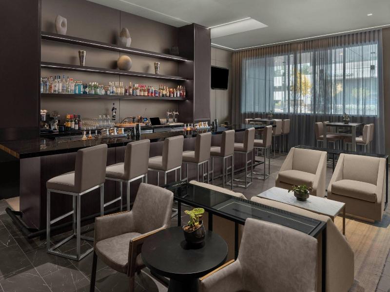 Ac Hotel By Marriott St. Louis Clayton image