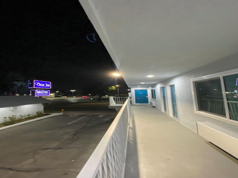 Plaza Inn Motel Los Angeles Area image