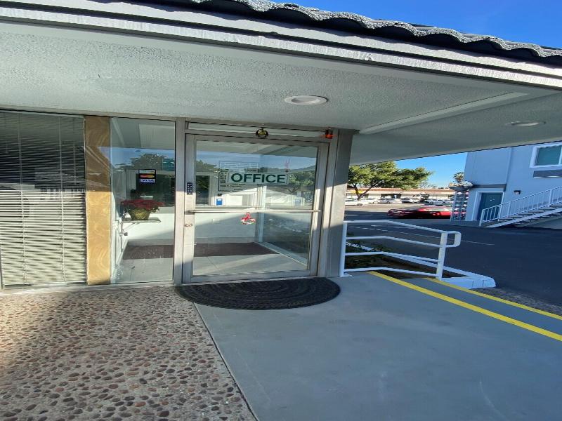 Plaza Inn Motel Los Angeles Area image
