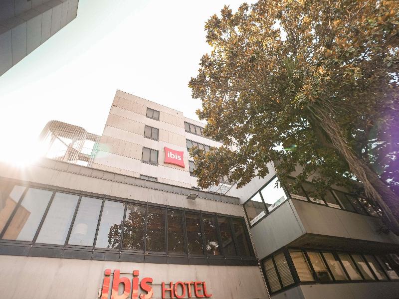 Ibis Porto Centro Sao Bento image