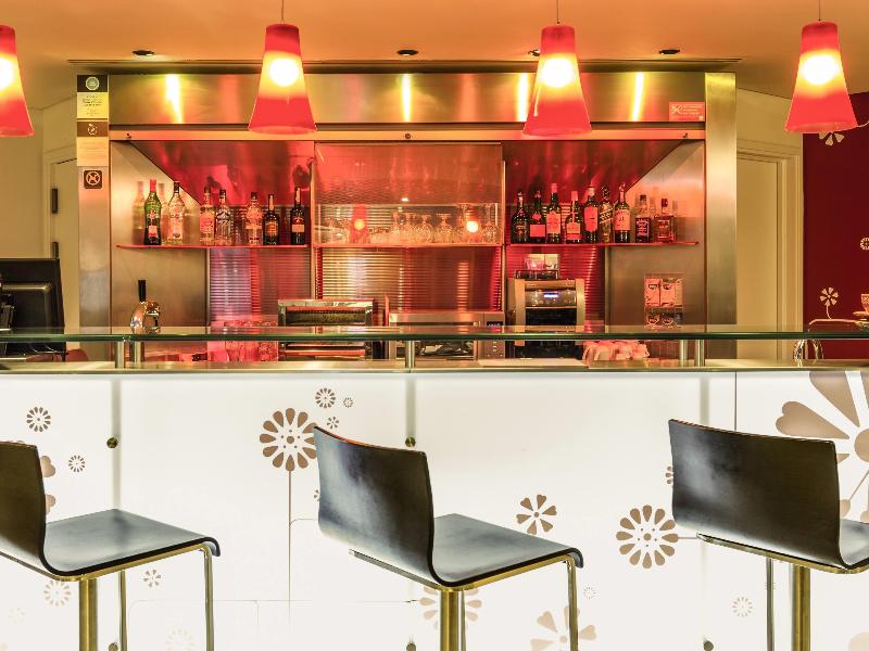 Ibis Porto Centro Sao Bento image