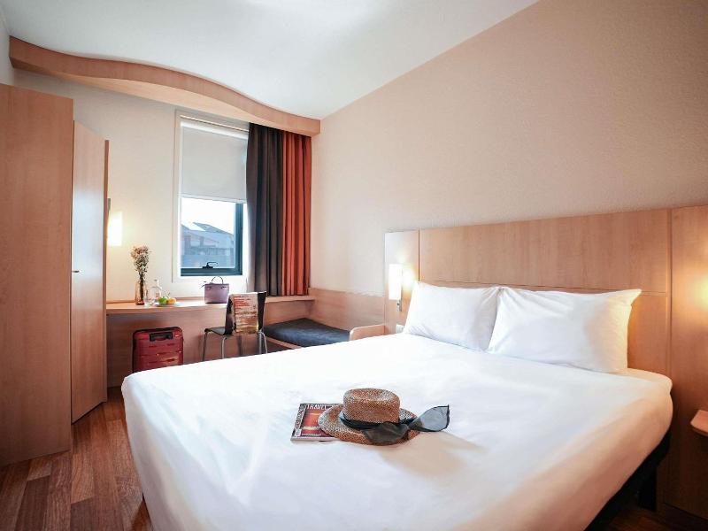 Ibis Porto Centro Sao Bento image