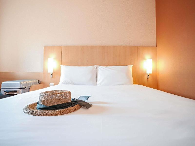 Ibis Porto Centro Sao Bento image