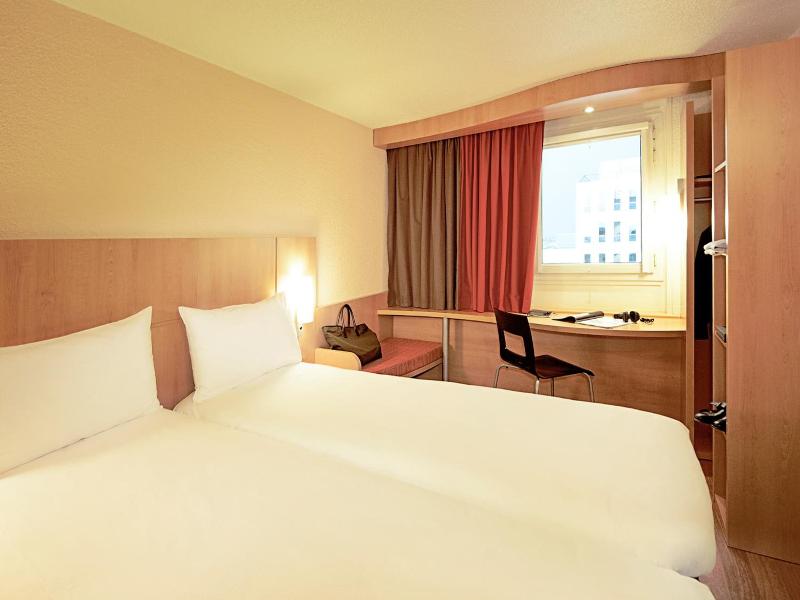 Ibis Porto Centro Sao Bento image