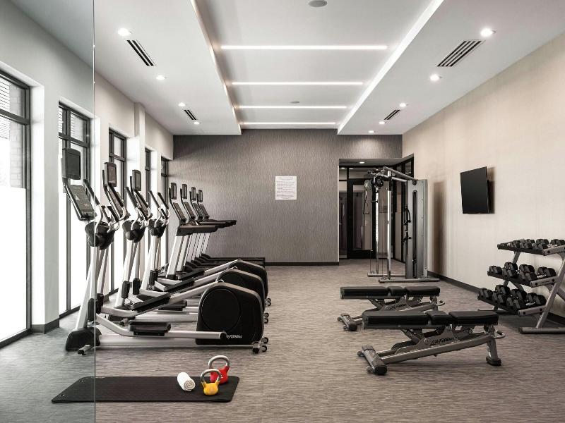 Courtyard By Marriott Cleveland