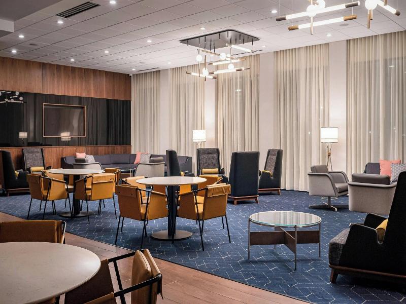 Courtyard By Marriott Cleveland