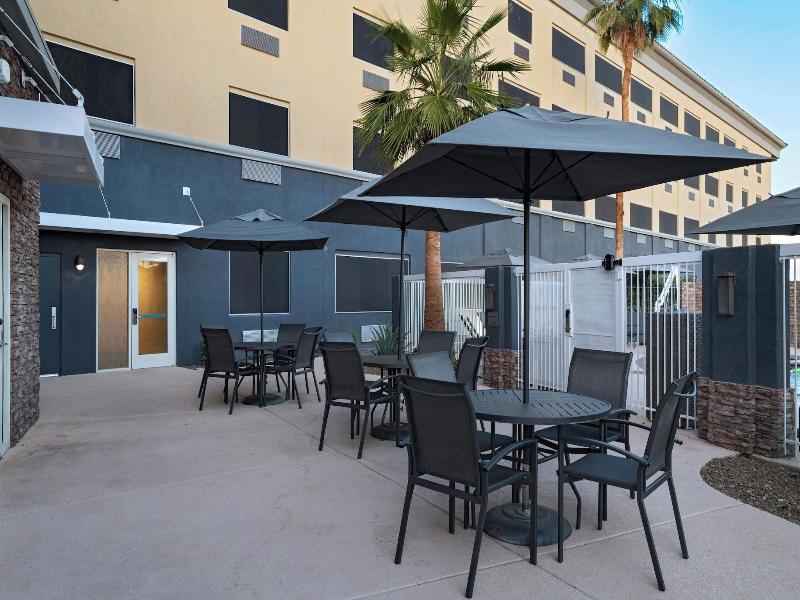 Fairfield Inn & Suites Phoenix South Mountain Area image