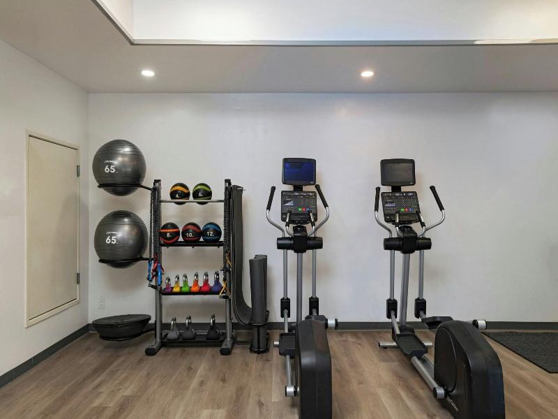 Fairfield Inn & Suites Phoenix South Mountain Area image